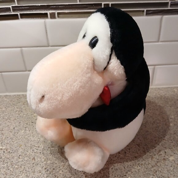Vintage Dakin 1985 Opus Penguin Plushie Stuffed Toy/Doll (NWOT) - Picture 3 of 7